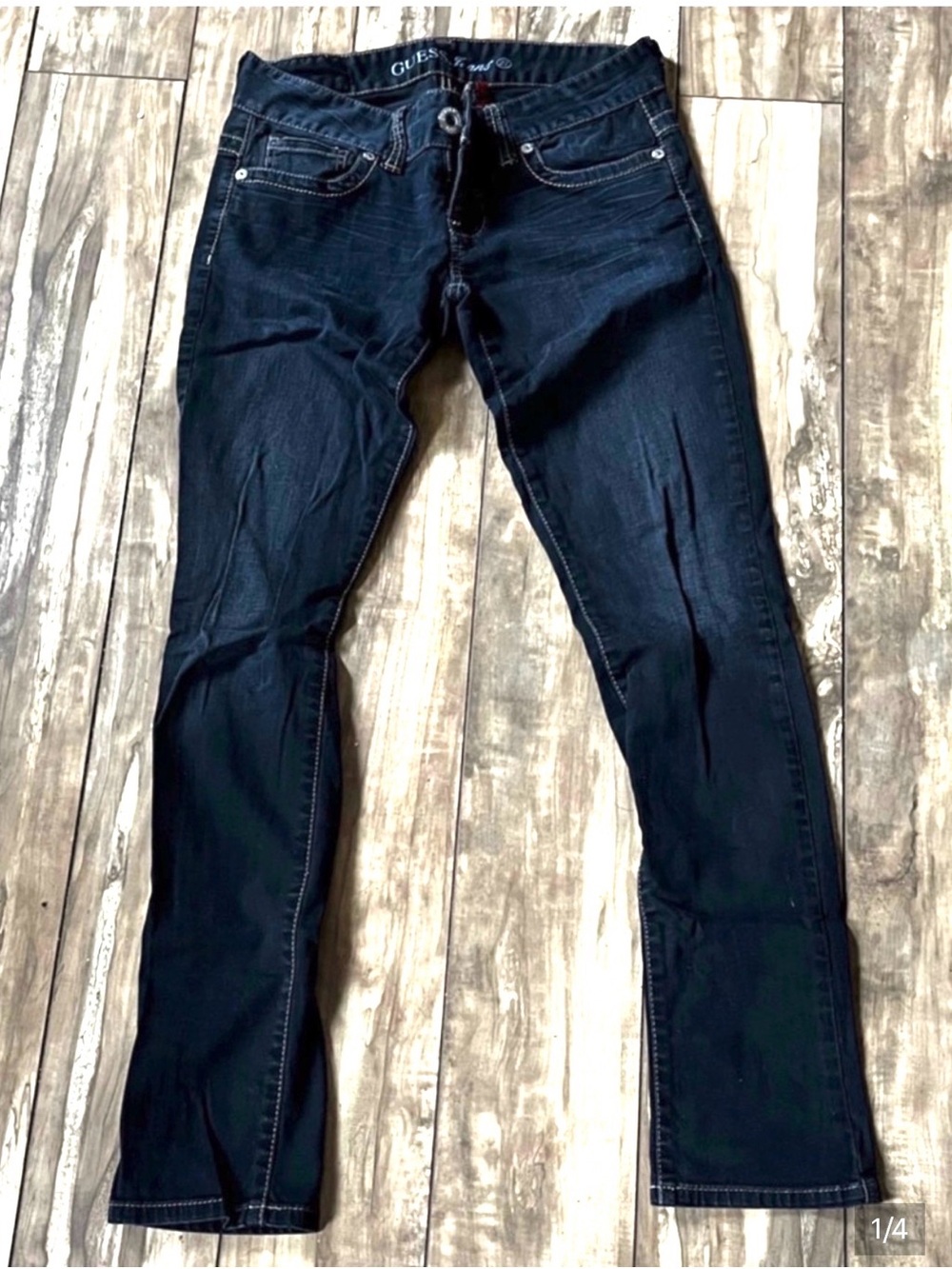 Guess Daredevil Skinny Leg Dark Wash Jeans Size 27